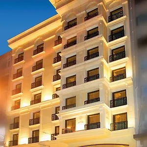 The Time Old Hotell
